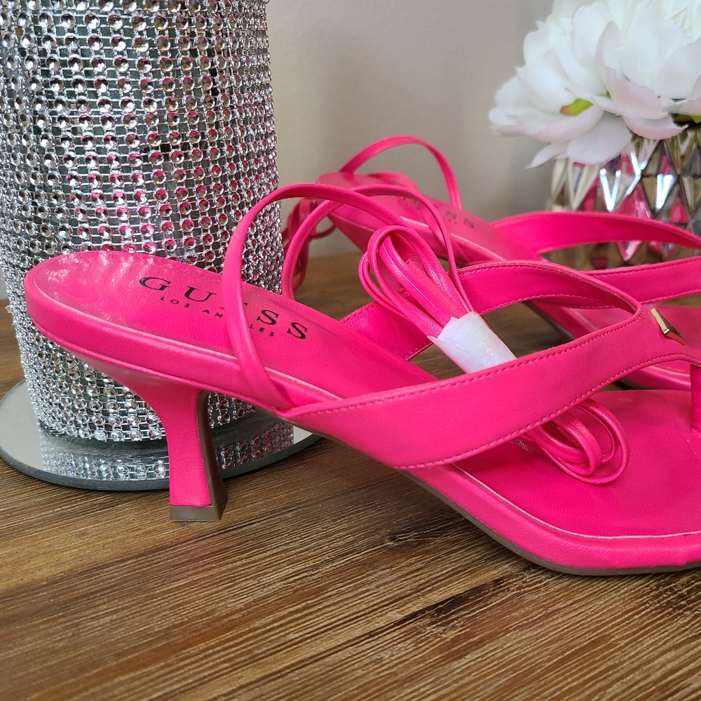 GUESS HEELS - Picture 3 of 3